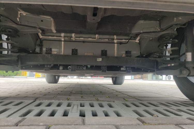 Used BYD Yuan UP 2024 401KM Leading Edition Chassis Rear