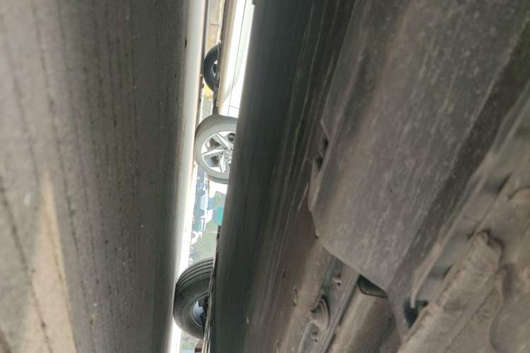 Used BYD Yuan UP 2024 401KM Leading Edition Chassis Rear Right