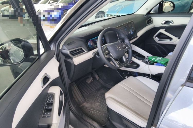 Used BYD Yuan UP 2024 401KM Leading Edition Driver Seat