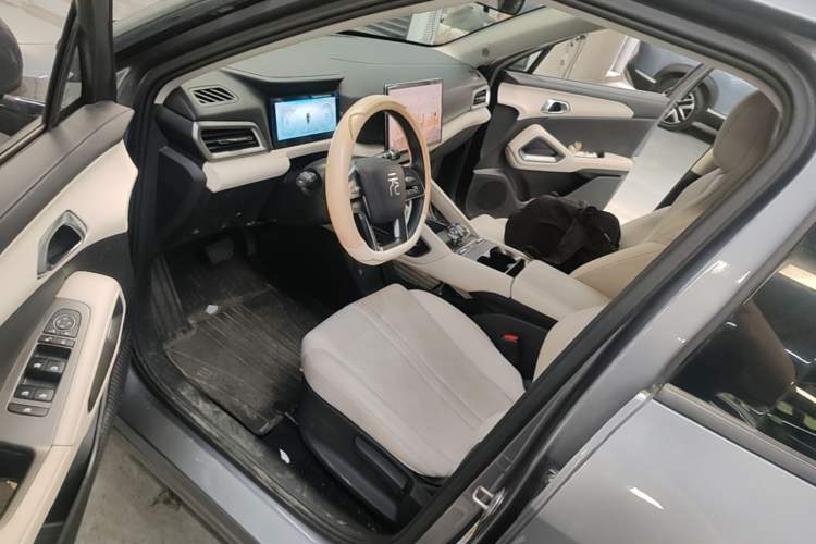Used BYD Yuan UP 2024 401KM Leading Edition Driver Seat
