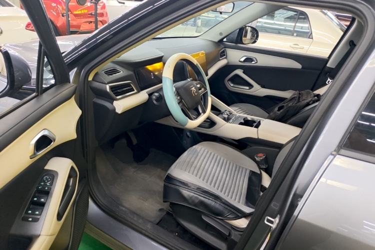 Used BYD Yuan UP 2024 401 km Active Version Driver Seat