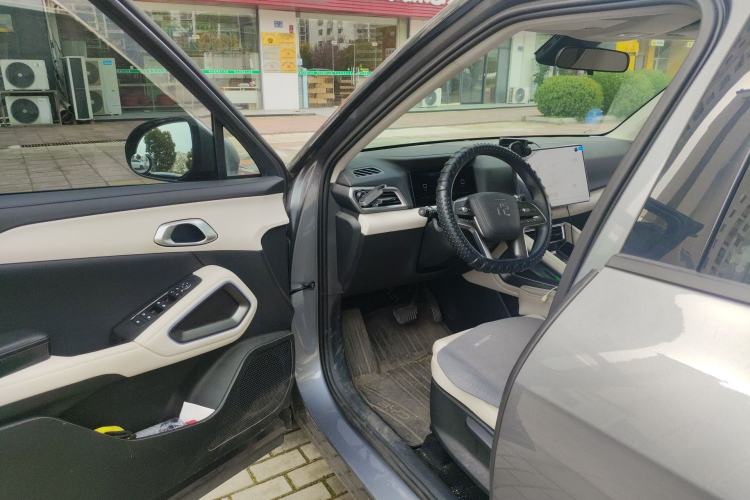 Used BYD Yuan UP 2024 401KM Leading Edition Driver Seat