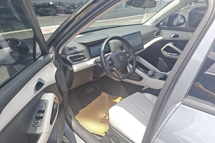 Used BYD Yuan UP 2024 401KM Beyond Edition Driver Seat