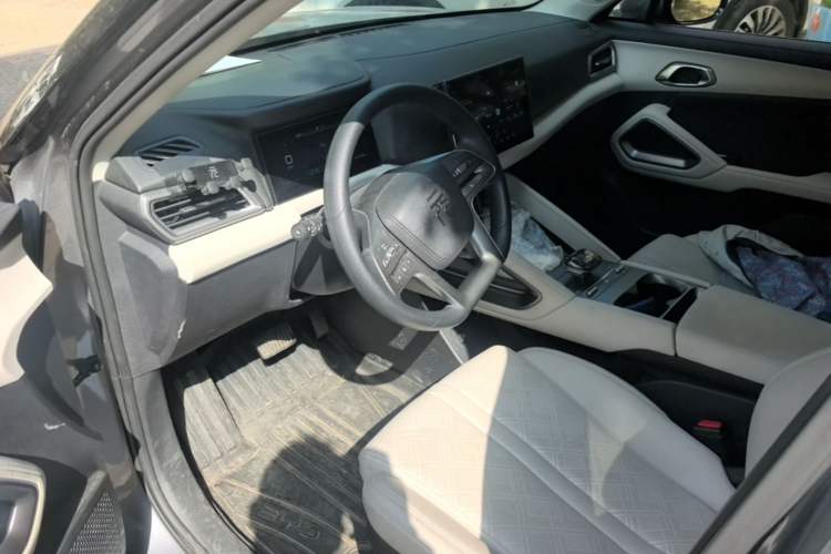 Used BYD Yuan UP 2024 401 km Active Version Driver Seat