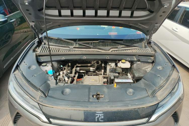 Used BYD Yuan UP 2024 401KM Leading Edition Engine Bay