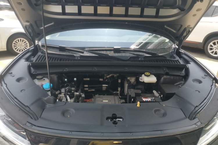 Used BYD Yuan UP 2024 401KM Beyond Edition Engine Bay