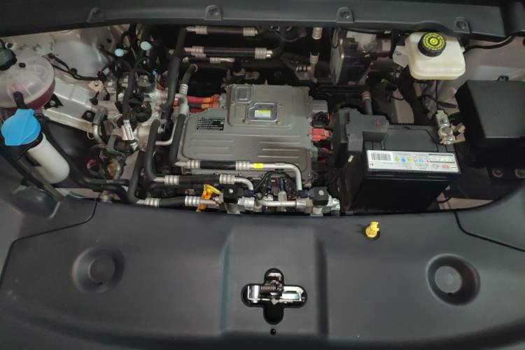 Used BYD Yuan UP 2024 401KM Beyond Edition Engine Bay