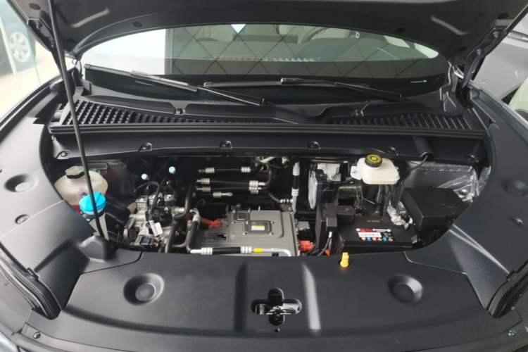 Used BYD Yuan UP 2024 401KM Beyond Edition Engine Bay
