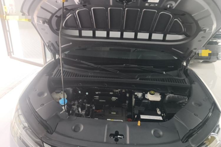 Used BYD Yuan UP 2024 401KM Beyond Edition Engine Bay
