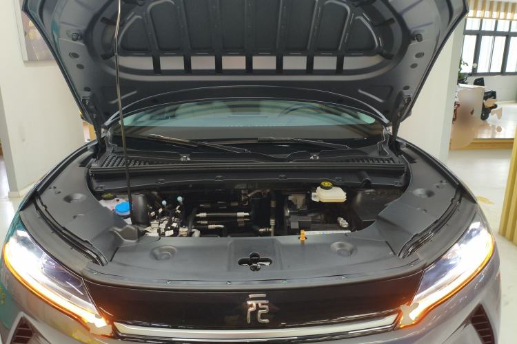 Used BYD Yuan UP 2024 401 km Active Version Engine Bay