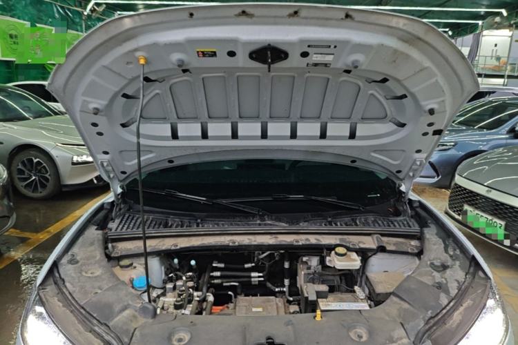 Used BYD Yuan UP 2024 401KM Leading Edition Engine Bay