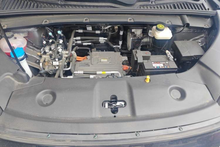 Used BYD Yuan UP 2024 401KM Leading Edition Engine Bay