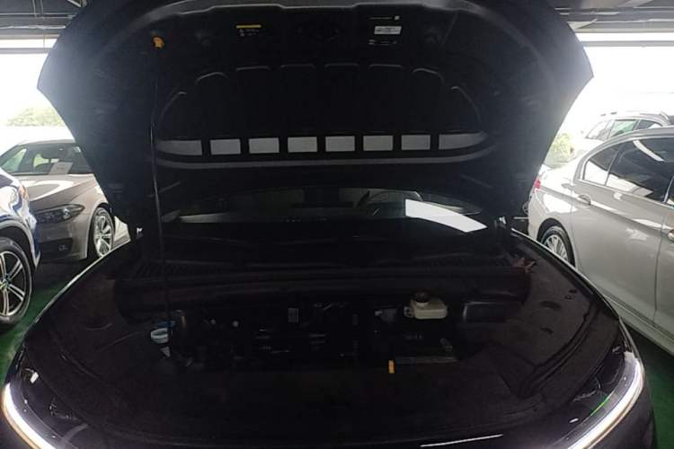 Used BYD Yuan UP 2024 401KM Leading Edition Engine Bay