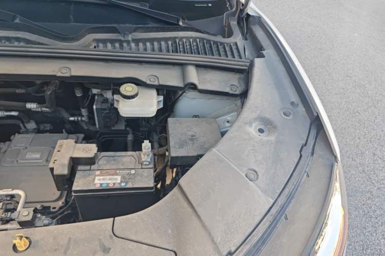 Used BYD Yuan UP 2024 401 km Active Version Engine Bay Left