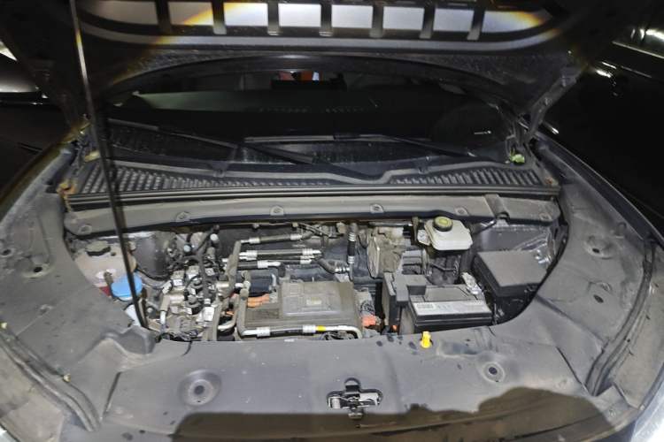 Used BYD Yuan UP 2024 401KM Leading Edition Engine Bay