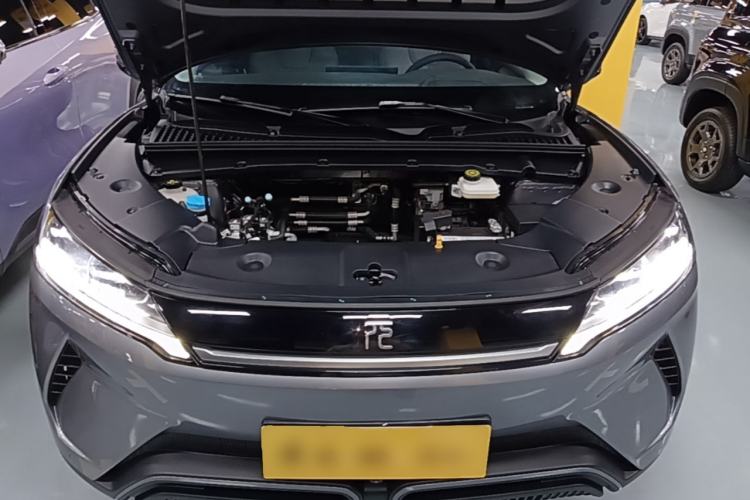 Used BYD Yuan UP 2024 401KM Beyond Edition Engine Bay