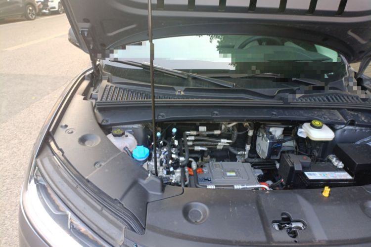 Used BYD Yuan UP 2024 401 km Active Version Engine Bay Right
