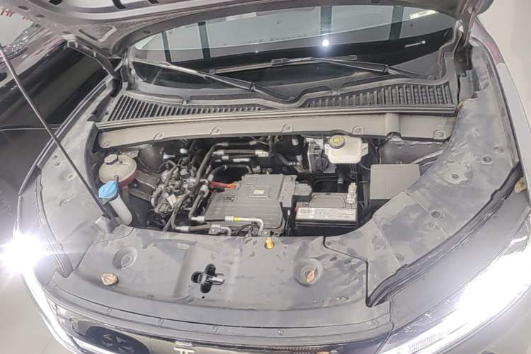 Used BYD Yuan UP 2024 401KM Beyond Edition Engine Bay