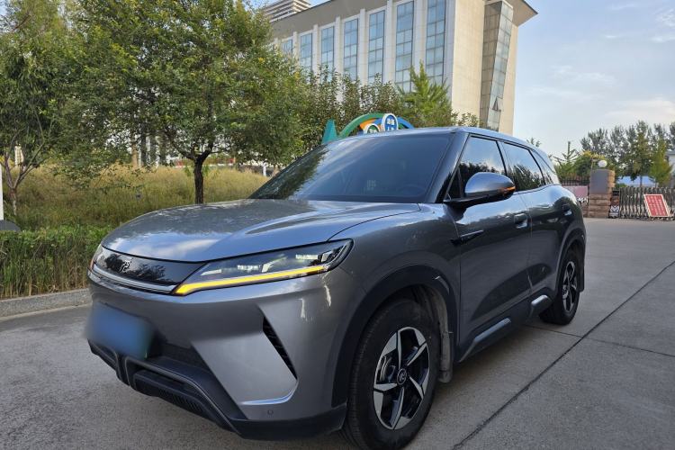 BYD Yuan UP 2024 401KM Leading Edition