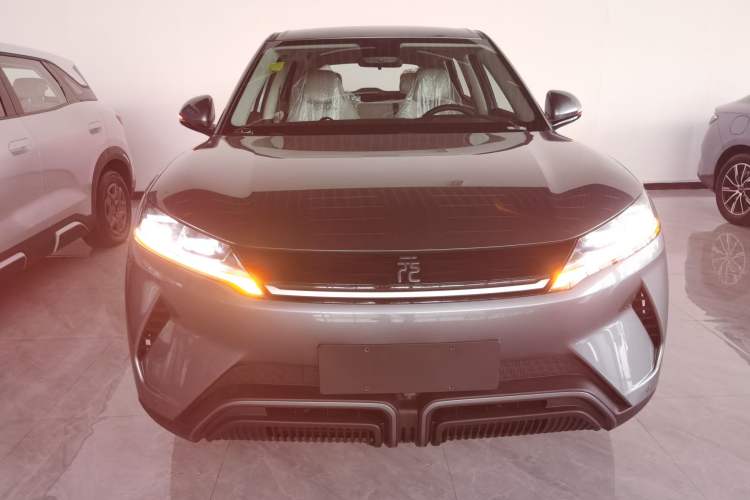 Used BYD Yuan UP 2024 401 km Active Version Exterior 1