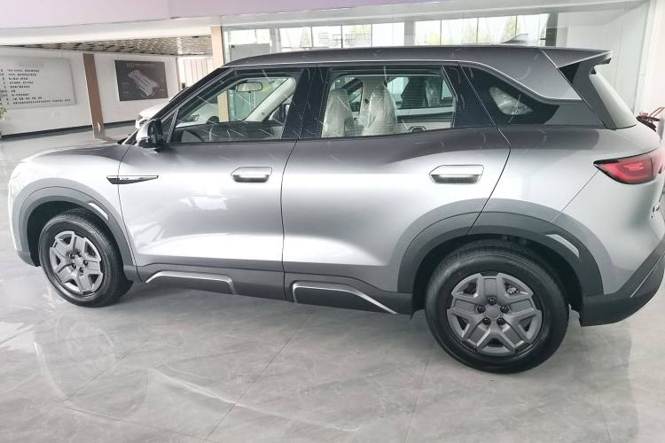 Used BYD Yuan UP 2024 401 km Active Version Exterior 3