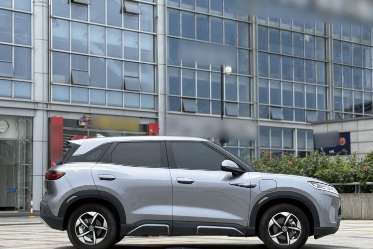 Used BYD Yuan UP 2024 401KM Leading Edition Exterior 4