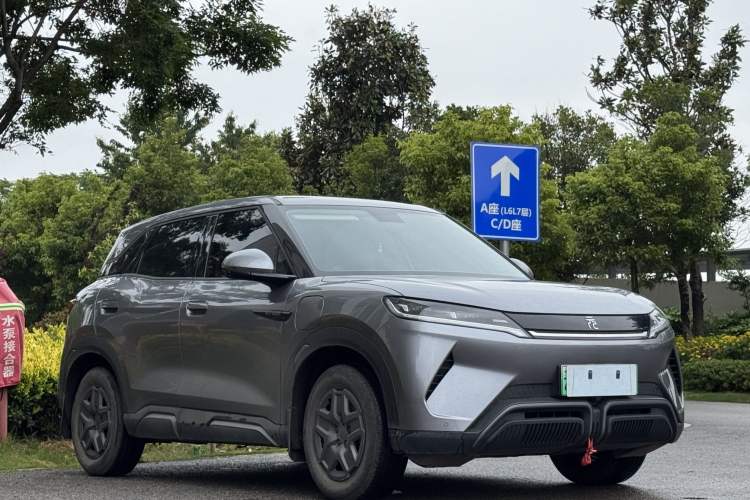 Used BYD Yuan UP 2024 401 km Active Version Exterior 5