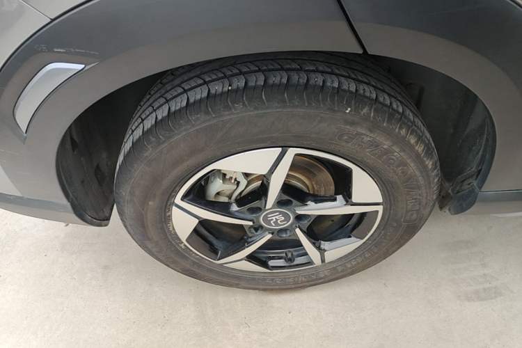 Used BYD Yuan UP 2024 401KM Beyond Edition Exterior 5