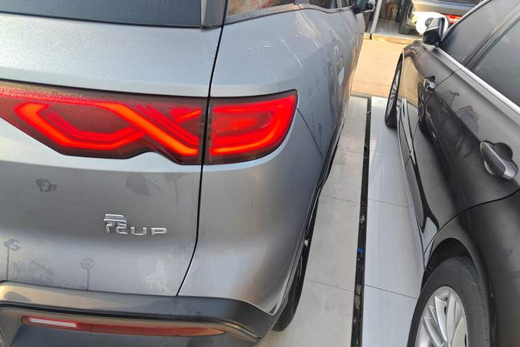 Used BYD Yuan UP 2024 301KM Leading Edition Exterior 6