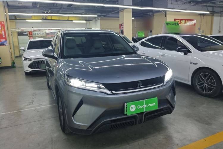 Used BYD Yuan UP 2024 401 km Active Version Front Right 45 Deg
