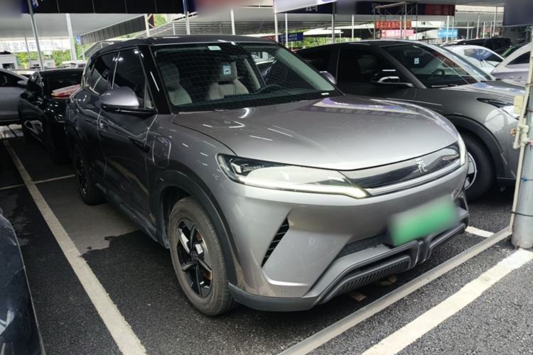 Used BYD Yuan UP 2024 401KM Leading Edition Front Right 45 Deg