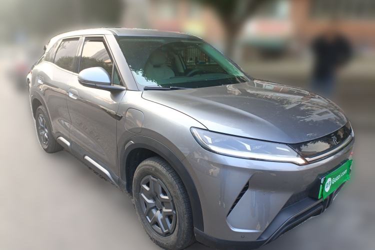 Used BYD Yuan UP 2024 401 km Active Version Front Right 45 Deg