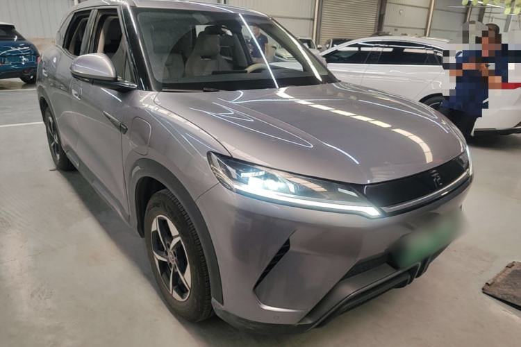 Used BYD Yuan UP 2024 401KM Leading Edition Front Right 45 Deg