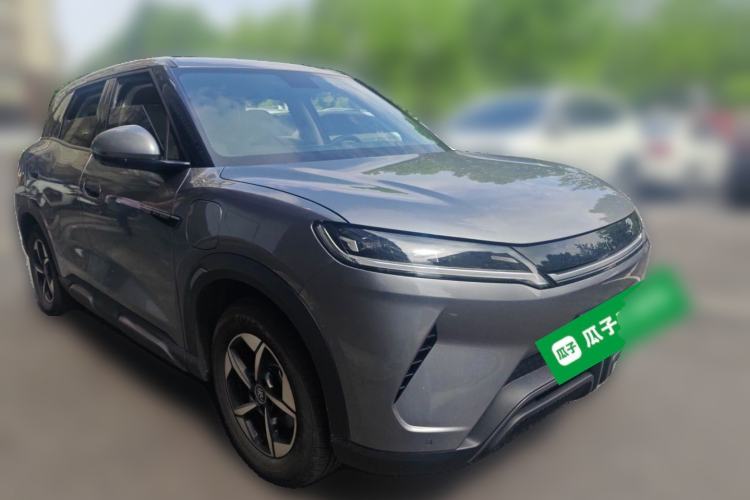Used BYD Yuan UP 2024 401KM Leading Edition Front Right 45 Deg