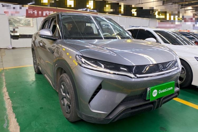 Used BYD Yuan UP 2024 401 km Active Version Front Right 45 Deg