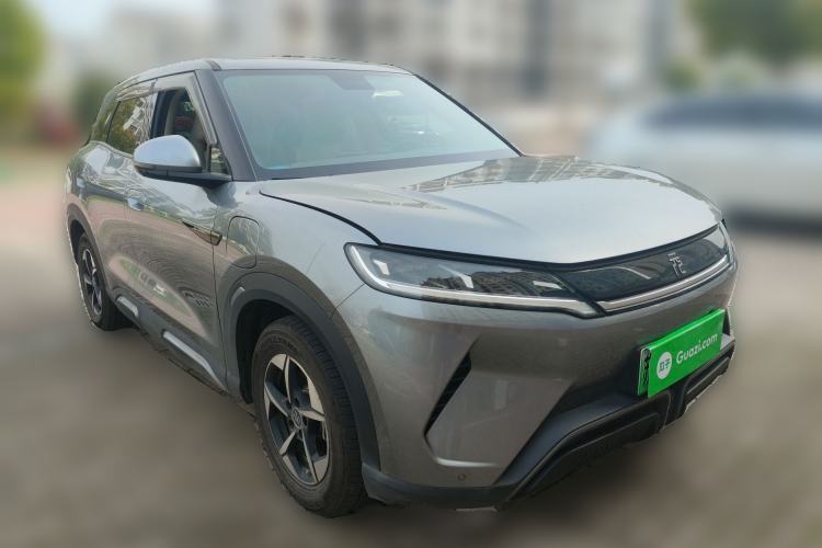 Used BYD Yuan UP 2024 401KM Leading Edition Front Right 45 Deg