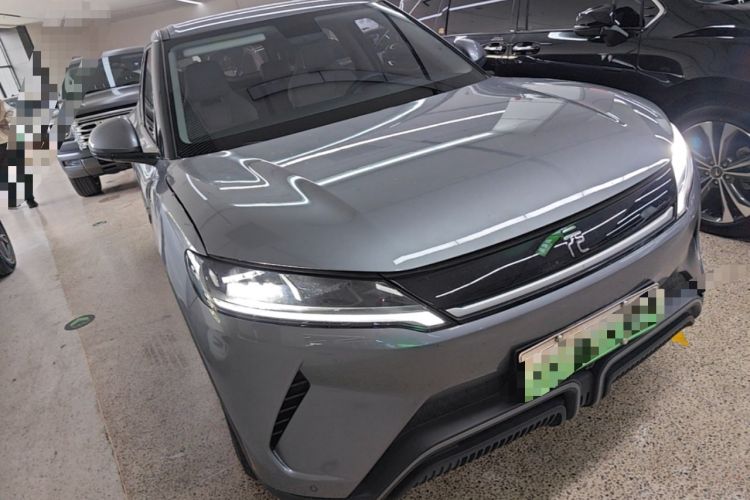 Used BYD Yuan UP 2024 401 km Active Version Front Right 45 Deg