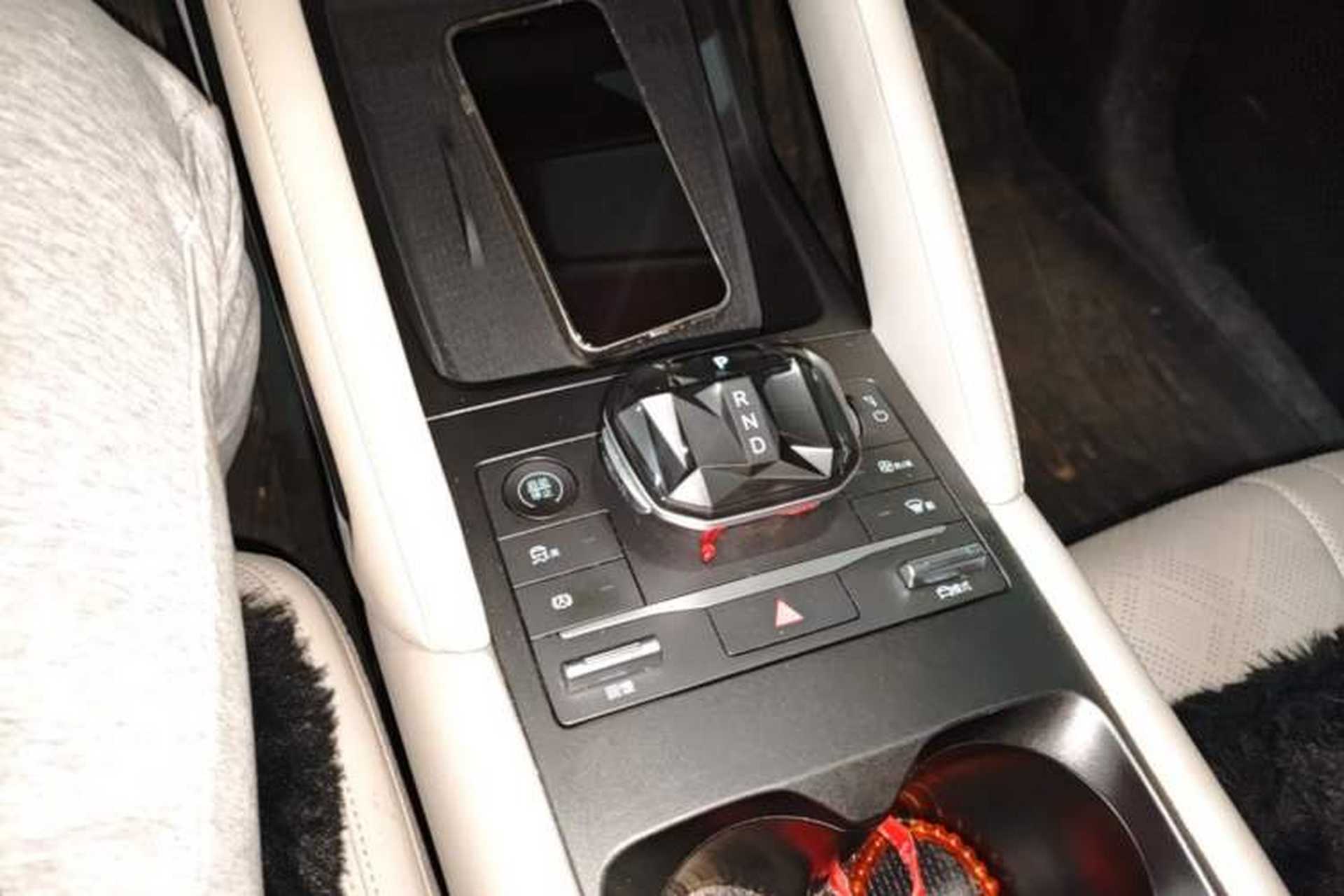 Used BYD Yuan UP 2024 401KM Leading Edition Gear Lever