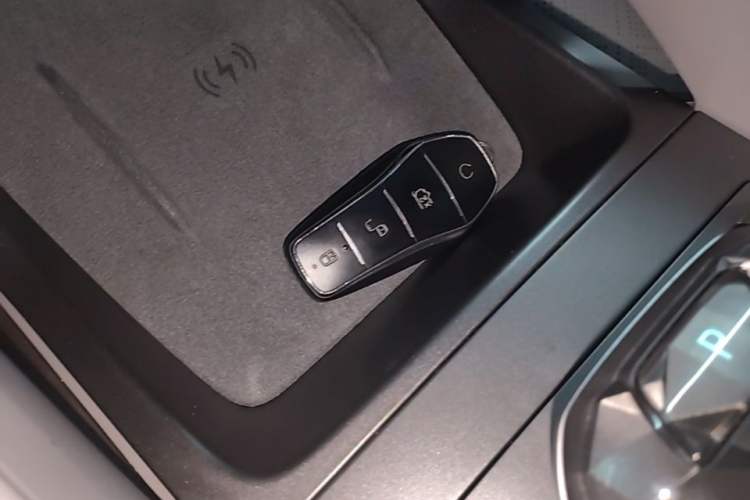 Used BYD Yuan UP 2024 401KM Beyond Edition Interior 1