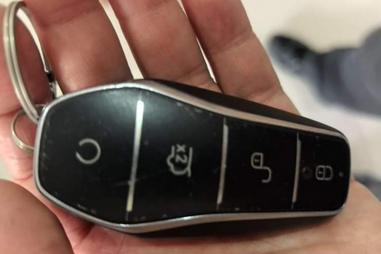 Used BYD Yuan UP 2024 401 km Active Version Interior 1