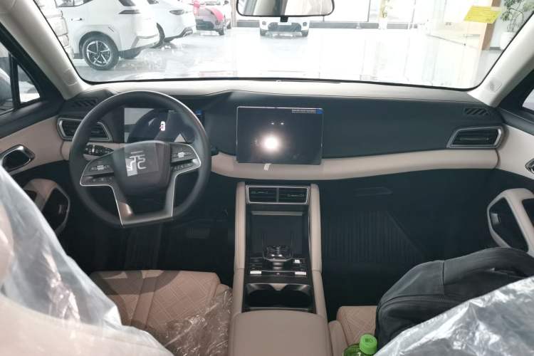 Used BYD Yuan UP 2024 401 km Active Version Interior 2