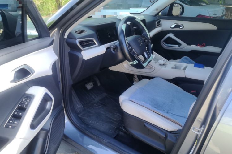 Used BYD Yuan UP 2024 401 km Active Version Interior 3