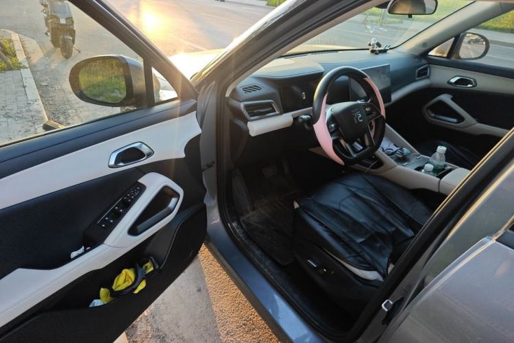 Used BYD Yuan UP 2024 401KM Beyond Edition Interior 3