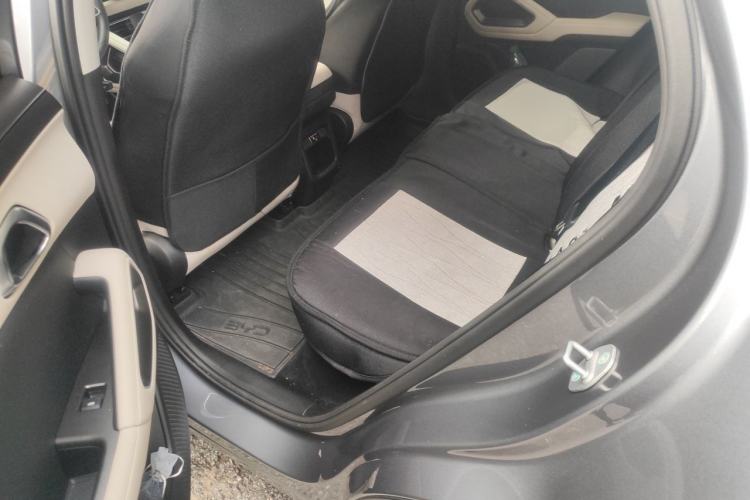 Used BYD Yuan UP 2024 401KM Beyond Edition Interior 4