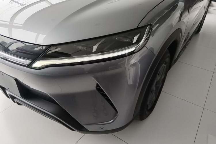 Used BYD Yuan UP 2024 401 km Active Version Left Front Headlight