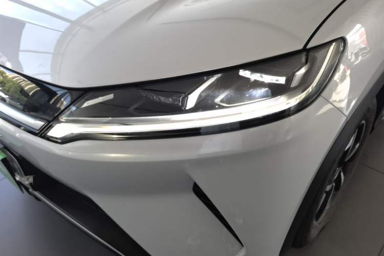 Used BYD Yuan UP 2024 401KM Leading Edition Left Front Headlight