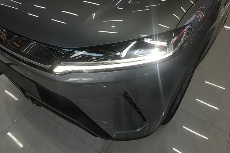 Used BYD Yuan UP 2024 401 km Active Version Left Front Headlight