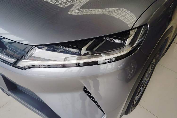 Used BYD Yuan UP 2024 401 km Active Version Left Front Headlight