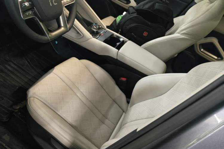 Used BYD Yuan UP 2024 401 km Active Version Left Front Seat