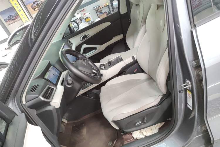 Used BYD Yuan UP 2024 401KM Beyond Edition Left Front Seat